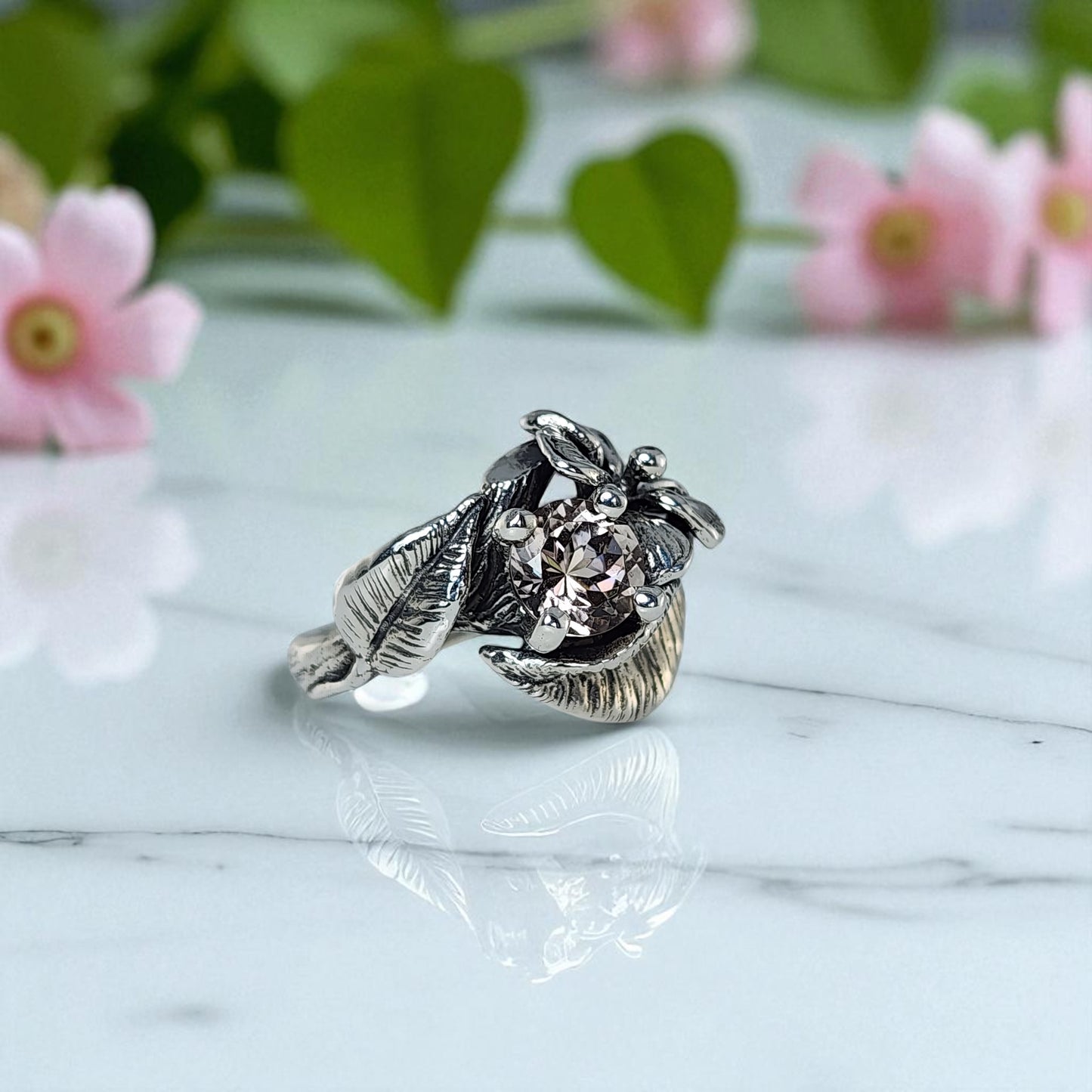 Hibiscus Ring with Pink Morganite