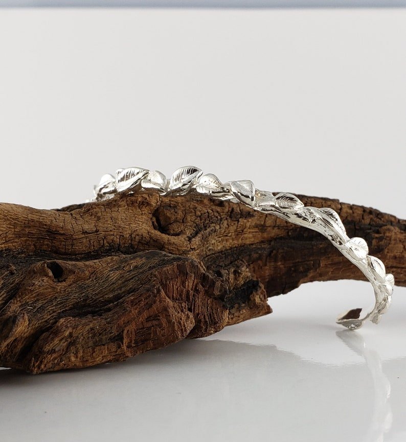 Solid Gold Leaf Bangle Bracelet - DV Jewelry Designs