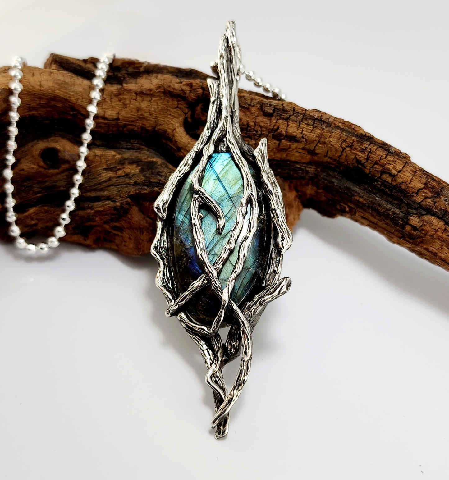 Labradorite Silver Pendant