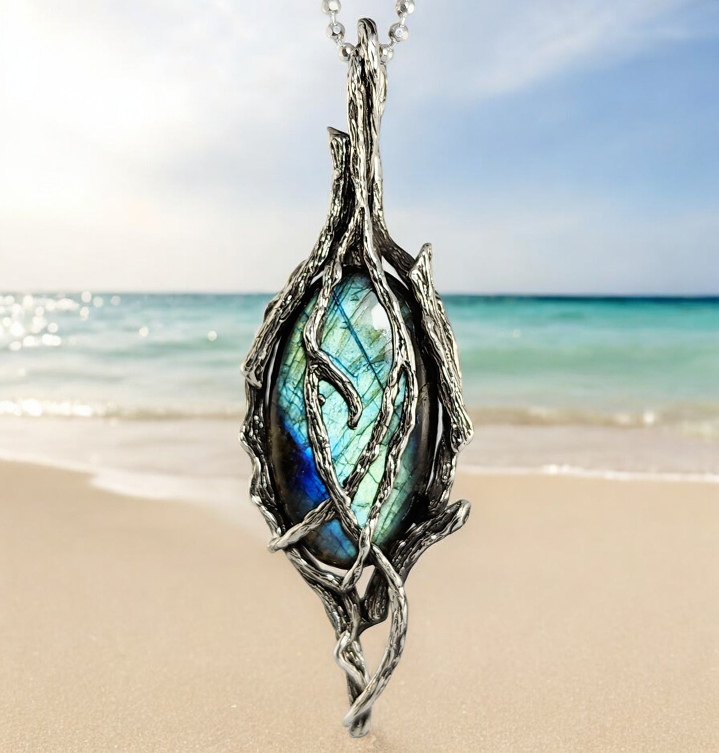 Labradorite Silver Pendant