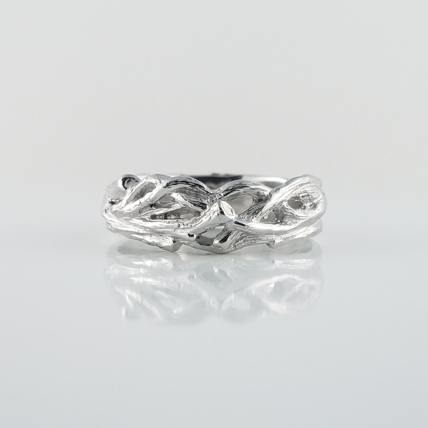 Unisex Crossover Twig Wedding Ring - 14k Gold Statement Ring