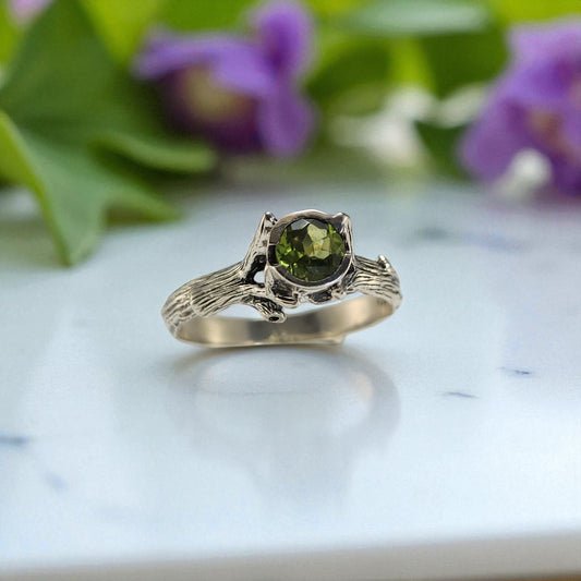 Natural Round Peridot Silver Ring
